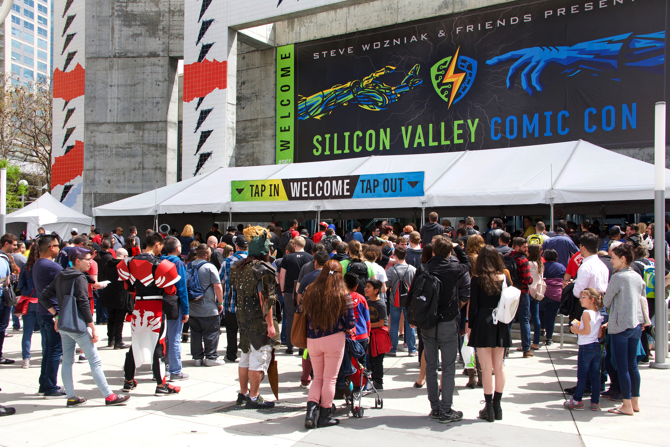 Technossus at Comic-Con: A Sea of Fun-loving, Nerdy Humanity
